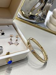 Fortok Van Cleef & Arpels Perlée signature bracelet, large model Gold - 2