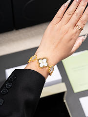 Fortok Van Cleef & Arpels Alhambra Watch Bracelet White Grey - 6