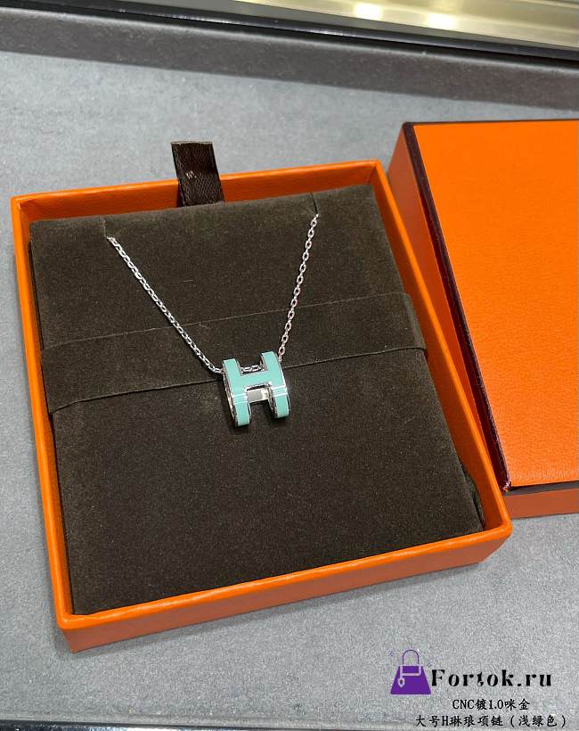 Fortok Hermès Pre-Owned 2010s Mini Pop H necklace Blue Green - 1