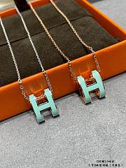 Fortok Hermès Pre-Owned 2010s Mini Pop H necklace Blue Green - 4