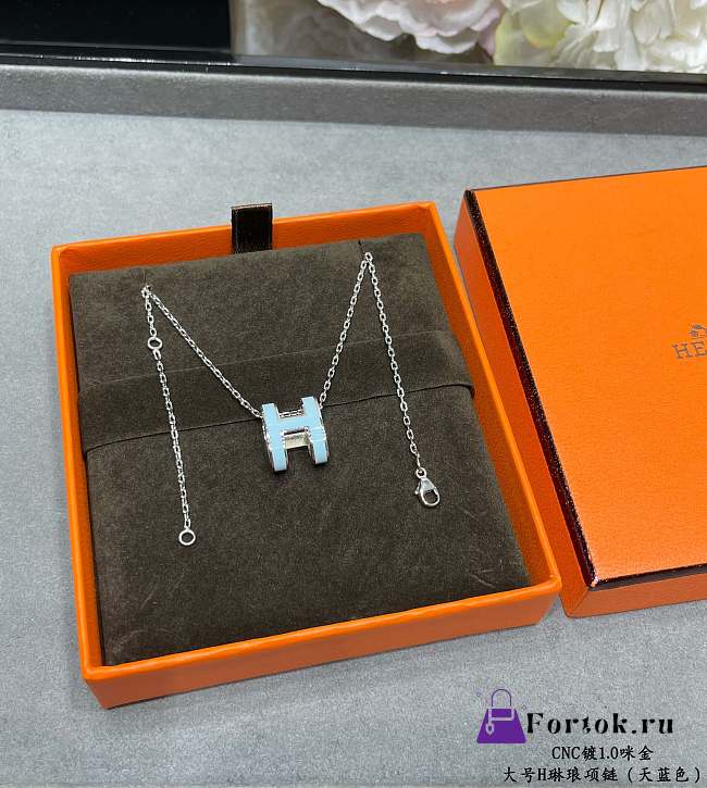Fortok Hermès Pre-Owned 2010s Mini Pop H necklace Blue - 1
