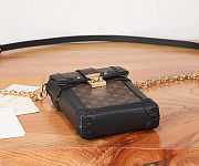 Fortok Louis Vuitton Vertical Trunk Pochette Dark Brown Monogram 11 x 17.5 x 3.5 cm - 4