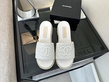 Fortok Chanel Pump White