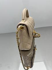 Fortok Chanel 25ss Flap Bag With Top Handle Beige 14x20x6cm  - 6