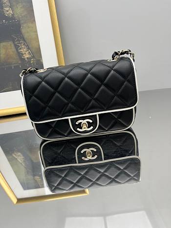 Fortok Chanel Flap Bag 25SS Black 12.5 X 19.5X 3.5CM