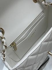 Fortok Chanel Flap Bag 25SS White 12.5 X 19.5X 3.5CM - 4