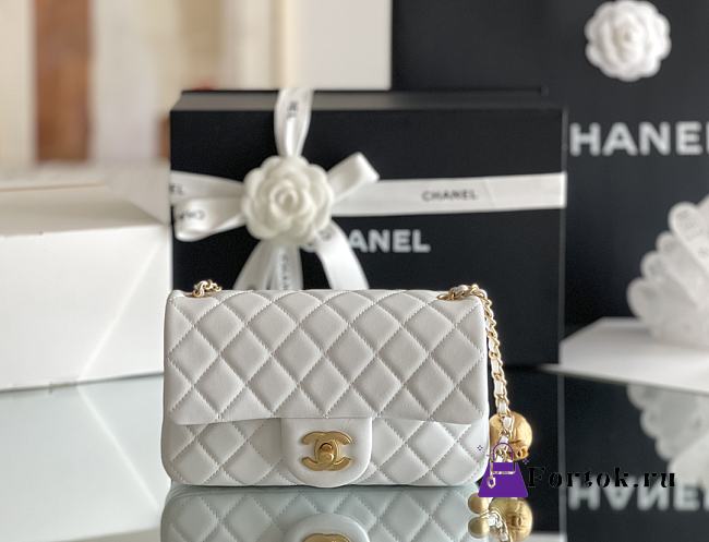 Fortok Chanel Flap Bag Mini White 13:20:7cm - 1