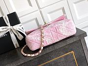 Fortok The Chanel Coco Beach 2025 collection Maxi Flapbag Printed Denim & Gold-Tone Metal Light Pink & White 15x 24 x6.5cm - 6