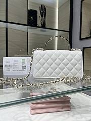 Fortok Chanel 25SS Clutch with Chain White 11 x 18.5 x 6cm - 4