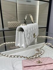 Fortok Chanel 25SS Clutch with Chain White 11 x 18.5 x 6cm - 2