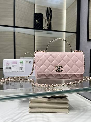Fortok Chanel 25SS Clutch with Chain Pink 11 x 18.5 x 6cm