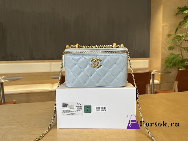 Fortok Chanel Make Up Bag Handle Blue 17cm - 1