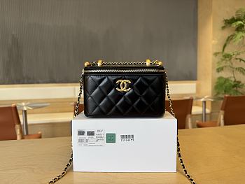 Fortok Chanel Make Up Bag Handle Black 17cm