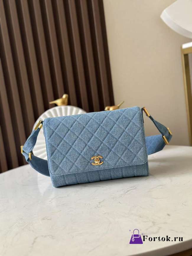 Fortok CHANEL Pre-Owned quilted denim shoulder bag 25.5×20×7cm - 1