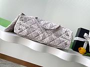 Fortok The Chanel Coco Beach 2025 collection Maxi Shopping Bag Printed Denim & Gold-Tone Metal Gray & White 28.5-37-13cm - 2