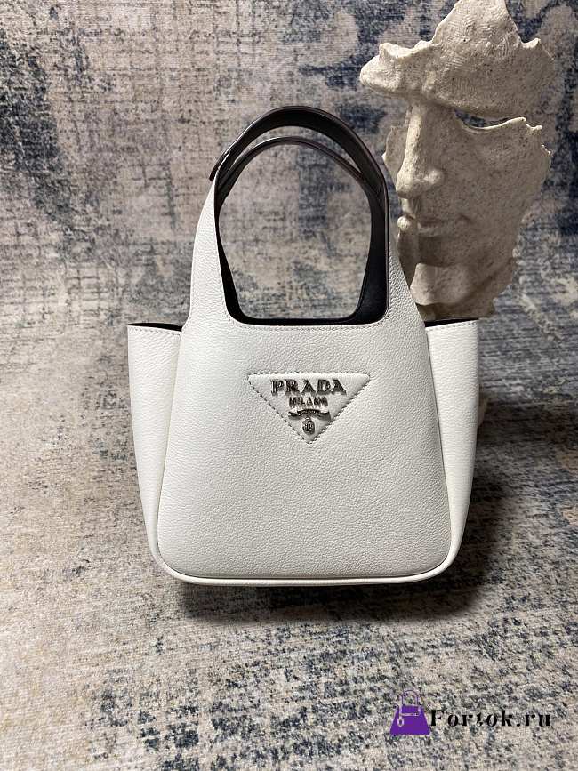 Fortok Prada Leather mini handbag White 15.5×10×18cm - 1