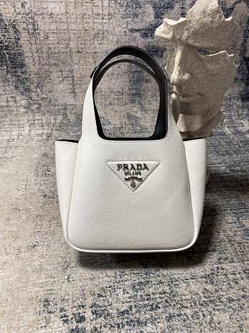 Fortok Prada Leather mini handbag White 15.5×10×18cm