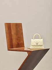 Chanel 25ss Chanel Coco Handle Baby Yellow 14.5 × 11.5 × 5.5 cm - 1
