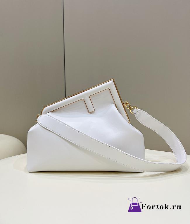 Fortok Fendi First Bag White 18 x 9 x 26 cm - 1