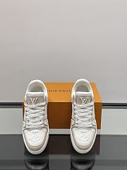 Fortok Louis Vuitton Trainer Sneaker Beige - 2