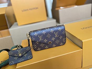 Fortok Louis Vuitton Félicie 17 x 9.6 x 3.5 cm