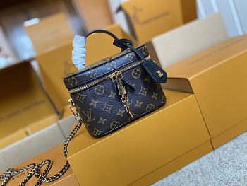 Fortok Louis Vuitton Vanity 19 x 13 x 11cm