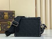 Fortok Louis Vuitton Monogram Shadow Clutch Truck Black 24 x16.5x8cm - 1