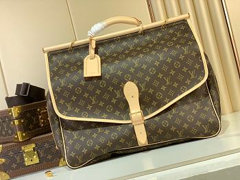 Fortok Louis Vuitton Hunting Bag 48 X 39cm