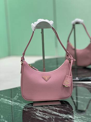 Fortok Prada Re-Edition Saffiano Leather Bag Pink 22×18×6cm
