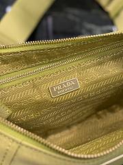 Fortok Prada Demi-lune Re-Nylon shoulder bag Ivy Green 30 x 13.5 x 6cm - 3