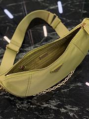 Fortok Prada Demi-lune Re-Nylon shoulder bag Ivy Green 30 x 13.5 x 6cm - 2