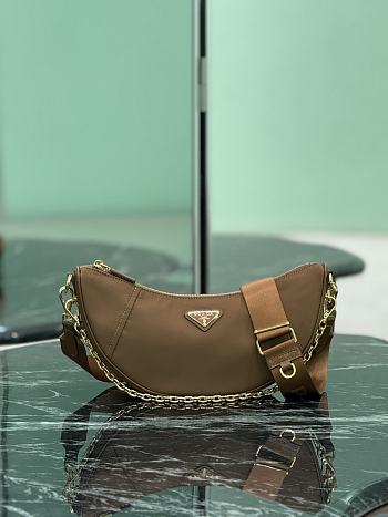 Fortok Prada Demi-lune Re-Nylon shoulder bag Brandy 30 x 13.5 x 6cm 
