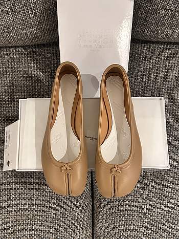 Fortok Maison Margiela Woman Tabi Ballerina Brown