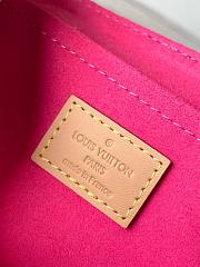 Louis Vuitton Pleaty Denim Bag Pink 26x15x9cm - 2