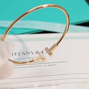 Fortok Tiffany Pink T Narrow Wire Bracelet in Rose Gold And Diamond - 5