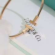 Fortok Tiffany Green T Narrow Wire Bracelet in Rose Gold - 6