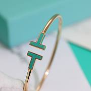 Fortok Tiffany Green T Narrow Wire Bracelet in Rose Gold - 5