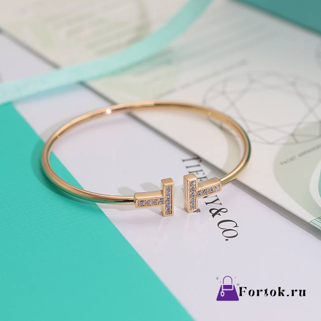 Fortok Tiffany Diamond T Narrow Wire Bracelet in Rose Gold - 1