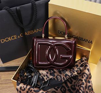 Fortok Dolce & Gabbana DG Girls Top Handle Shining Burgundy Bag 13.5*17.5*6.5cm 