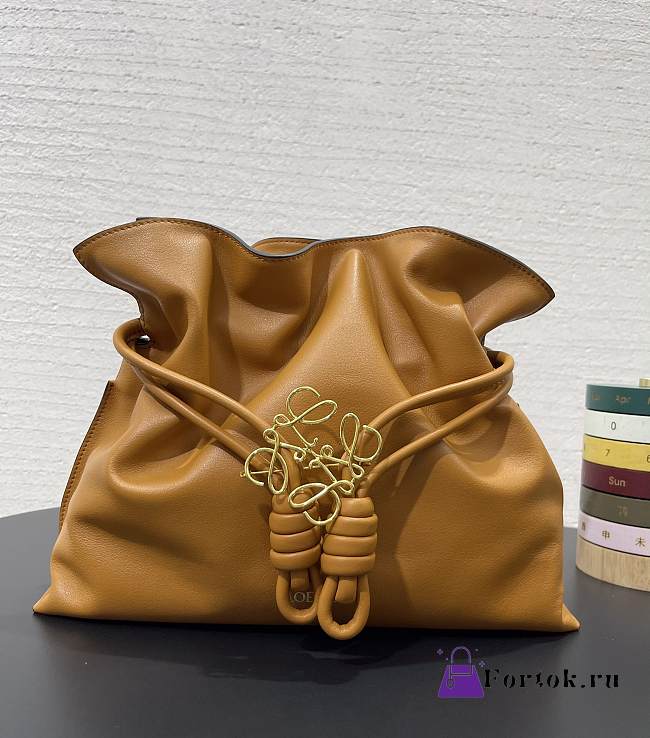 Fortok Loewe Flamenco clutch Brown 30*24.5*10.5cm  - 1
