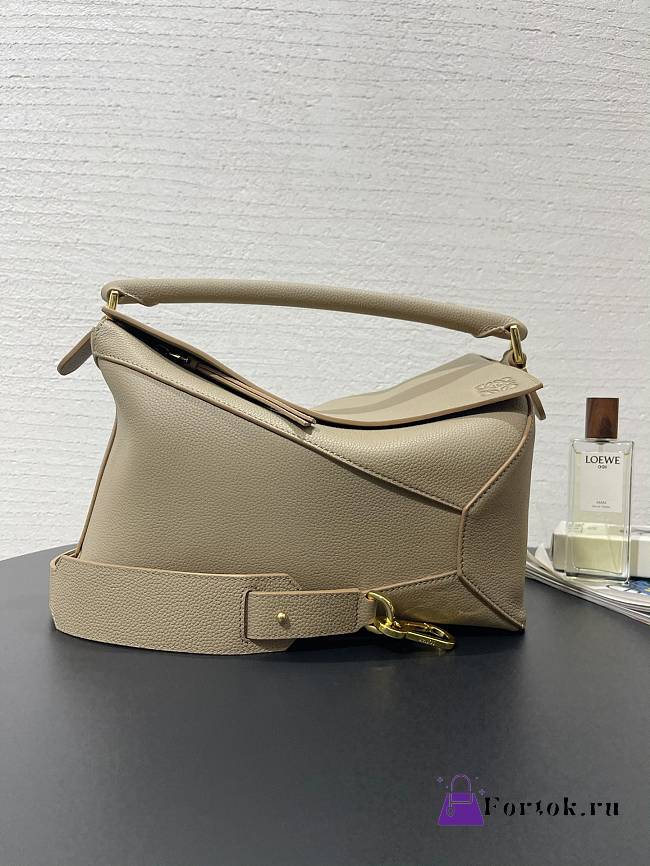 Fortok Loewe Puzzle Edge bag Beige 29*19*12cm - 1