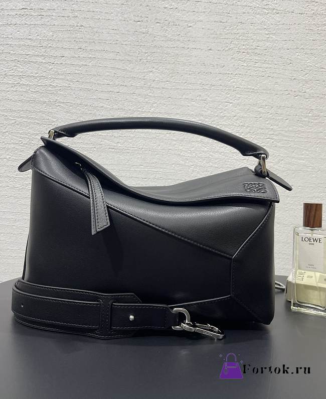 Fortok Loewe Puzzle Edge bag Black 29*19*12cm  - 1