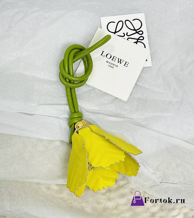 Fortok Loewe Tulip charm - 1
