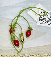 Fortok Loewe Tomato vine charm in classic calfskin Red - 4