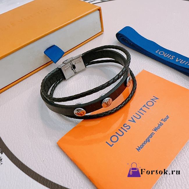 Fortok Louis Vuitton Men's Monogram Eclipse Taiga Loop It Bracelet in Black - 1