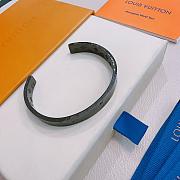 Fortok Louis Vuitton LV cuff bracelet Black - 4