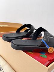 Fortok Louis Vuitton Men Logo sandals Black  - 5