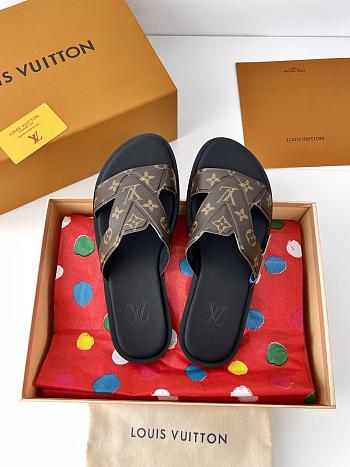 Fortok Louis Vuitton Men Logo sandals Brown