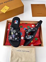 Fortok Louis Vuitton x LV Men Logo sandals Black - 3