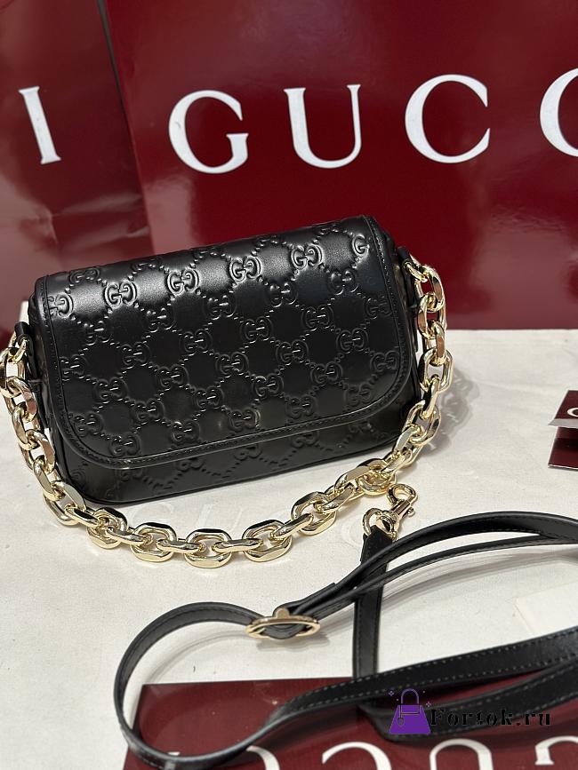 Fortok Gucci GG Emblem small shoulder bag black GG leather 20.5×13x7cm - 1